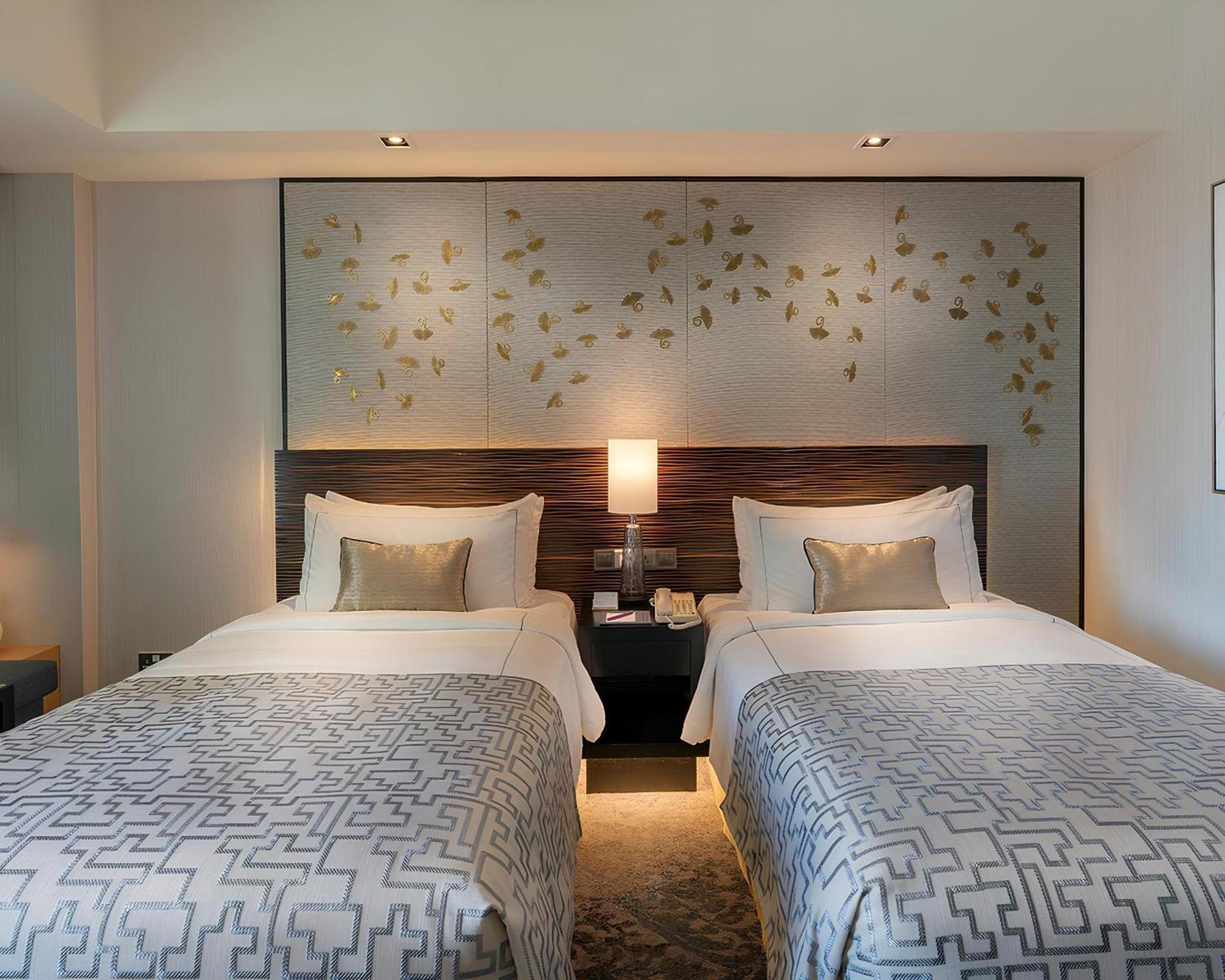 Cinnamon Grand Colombo Exterior foto Deluxe Twin Room